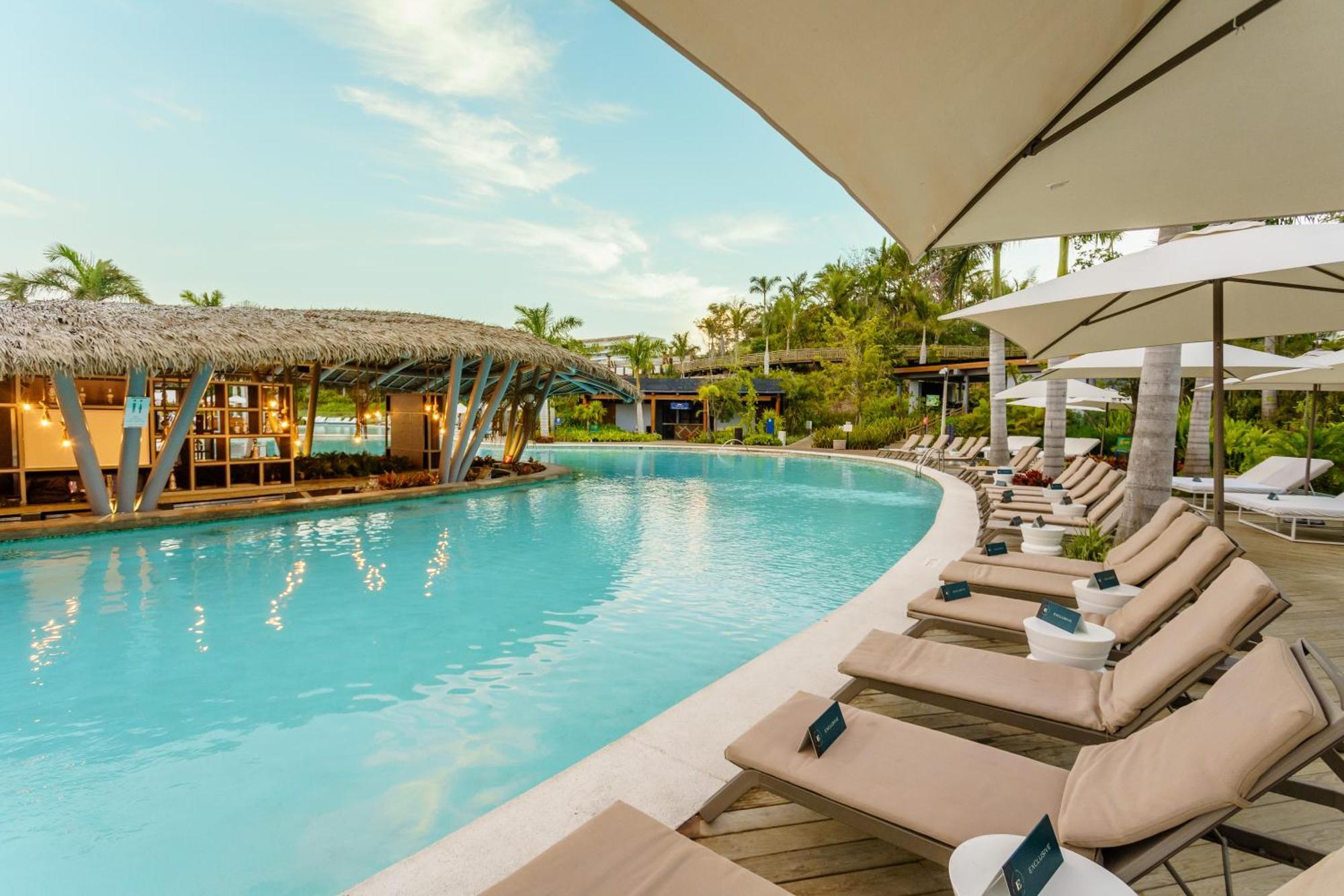 Grand Luxxe Two Bedroom Suite - นวยโวบาญาร์ตา ภายนอก รูปภาพ