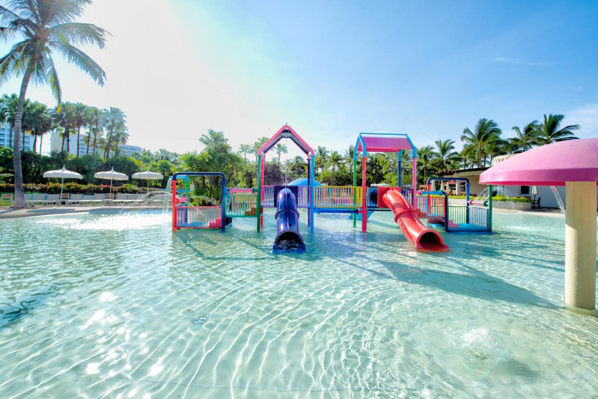 Grand Luxxe Two Bedroom Suite - นวยโวบาญาร์ตา ภายนอก รูปภาพ