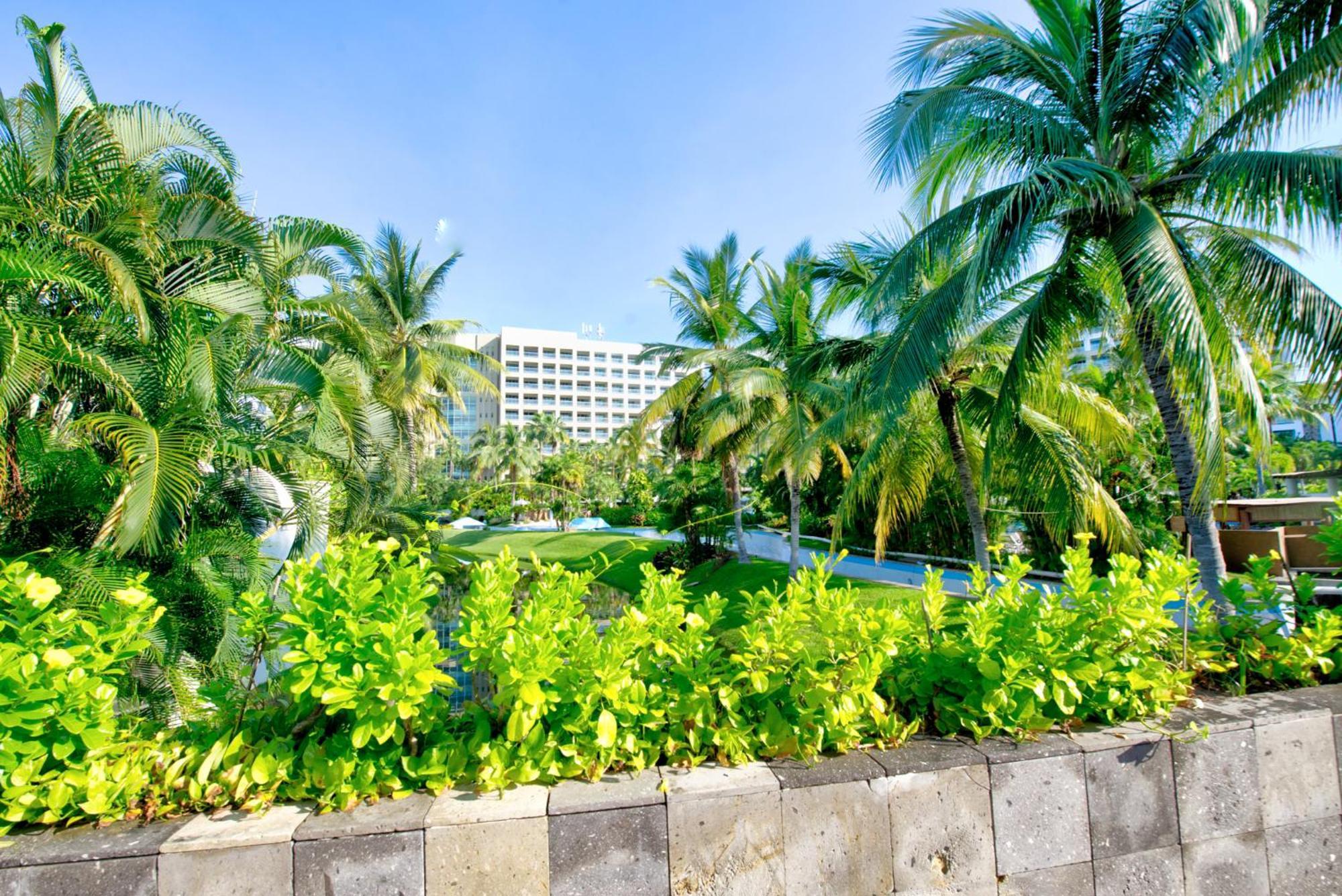 Grand Luxxe Two Bedroom Suite - นวยโวบาญาร์ตา ภายนอก รูปภาพ