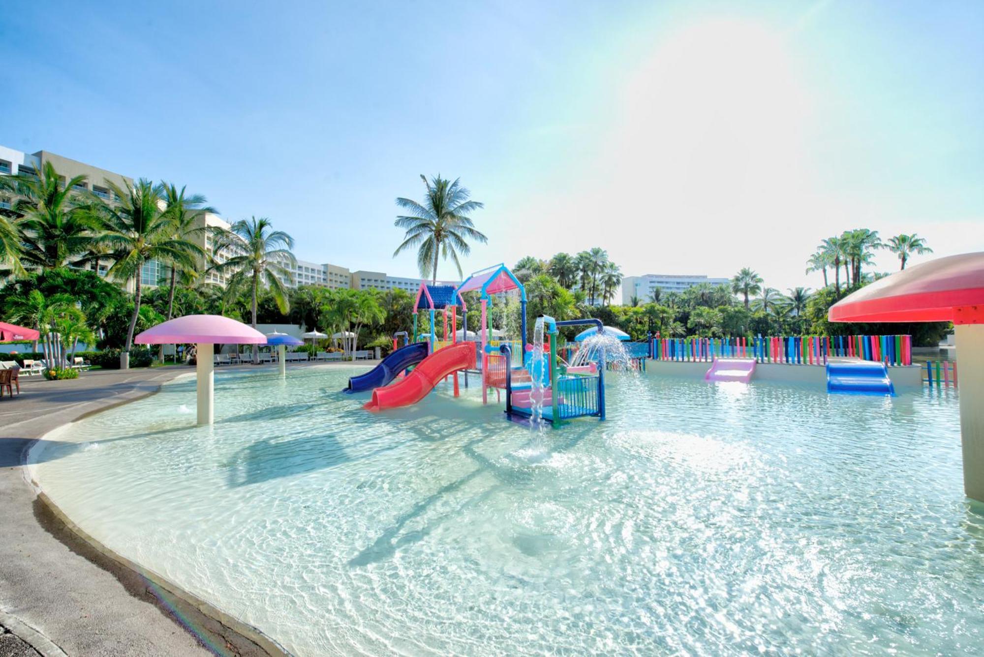 Grand Luxxe Two Bedroom Suite - นวยโวบาญาร์ตา ภายนอก รูปภาพ