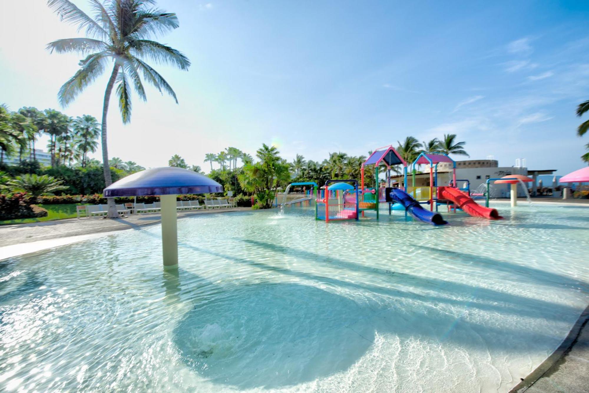 Grand Luxxe Two Bedroom Suite - นวยโวบาญาร์ตา ภายนอก รูปภาพ