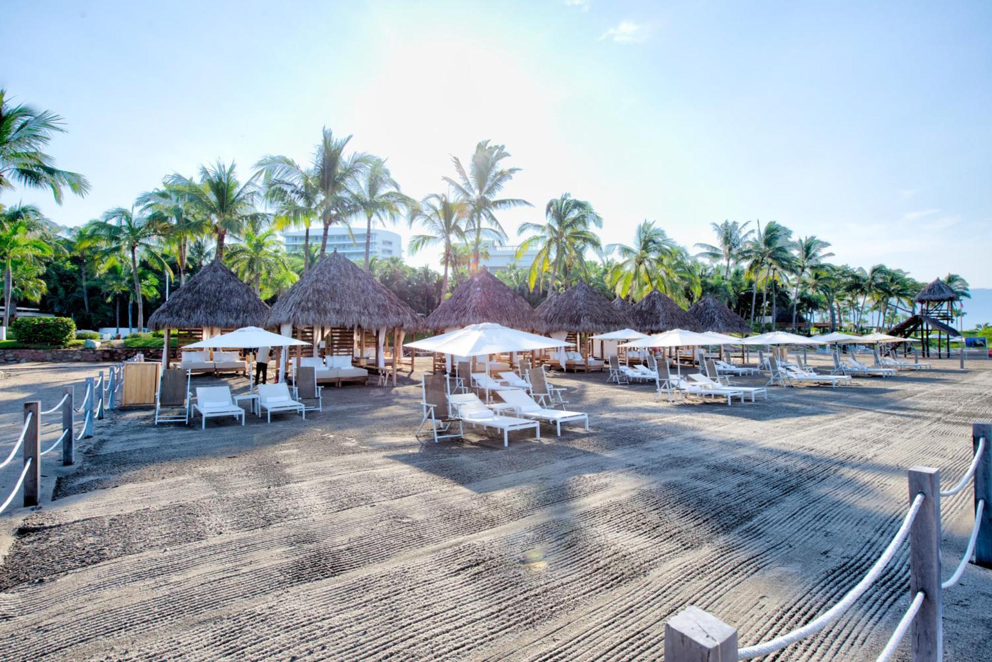 Grand Luxxe Two Bedroom Suite - นวยโวบาญาร์ตา ภายนอก รูปภาพ